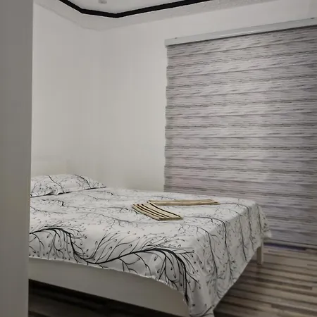 Apartamento Nermin 2 *