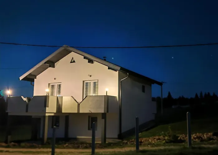 アパート Nermin 2 トラヴニク